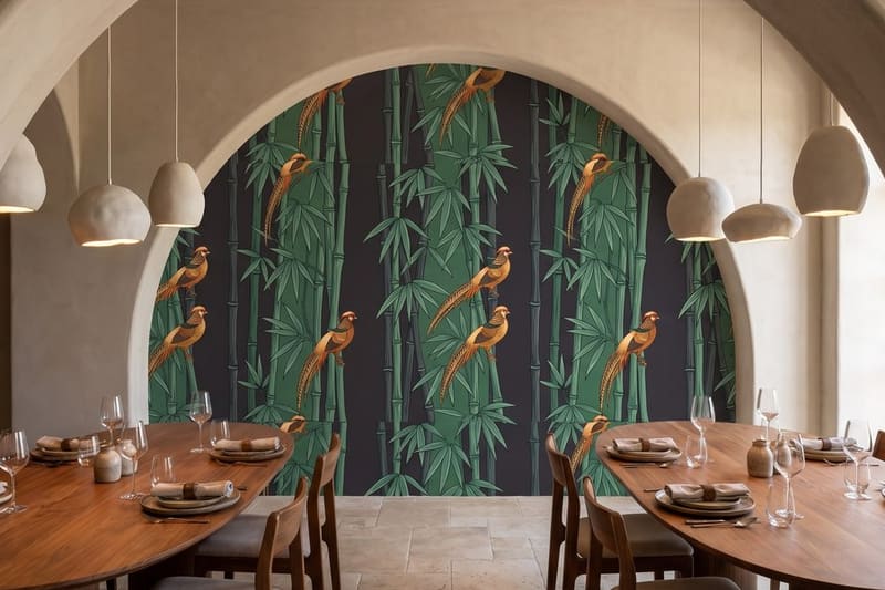 Carta da parati Bambuseto Aureo© in una sala da pranzo d'albergo
