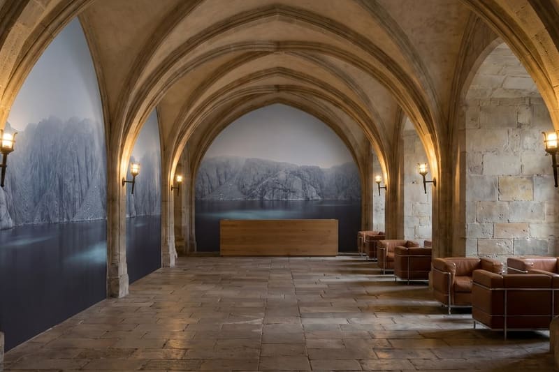 Carta da parati Fenditura Boreale© in una hall d'albergo